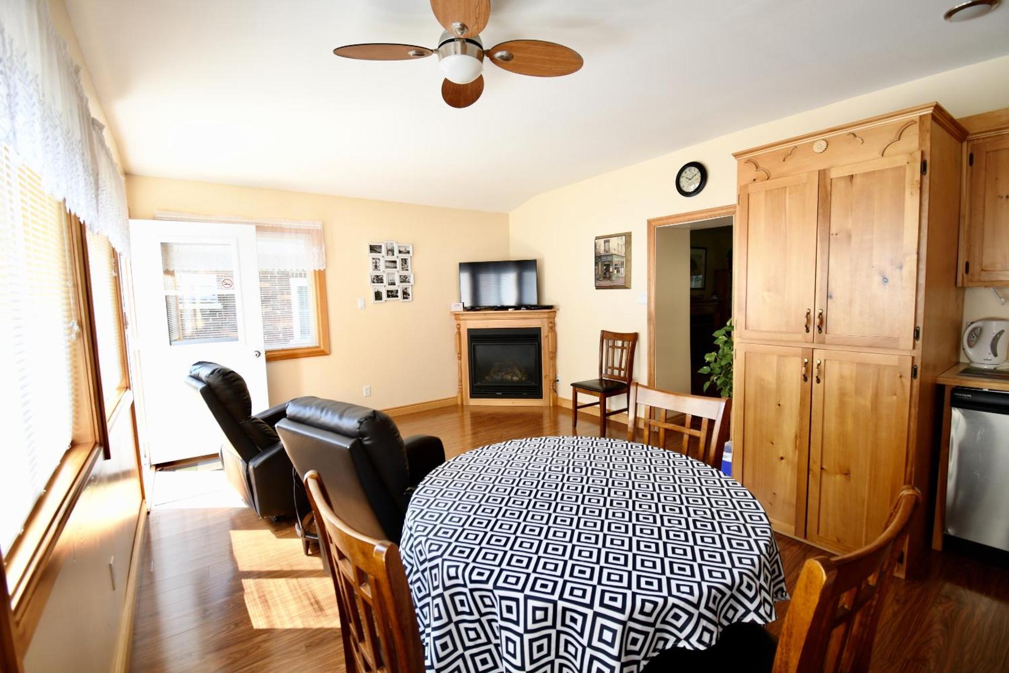 Dewar'S Inn And Cottages Prescott Bilik gambar